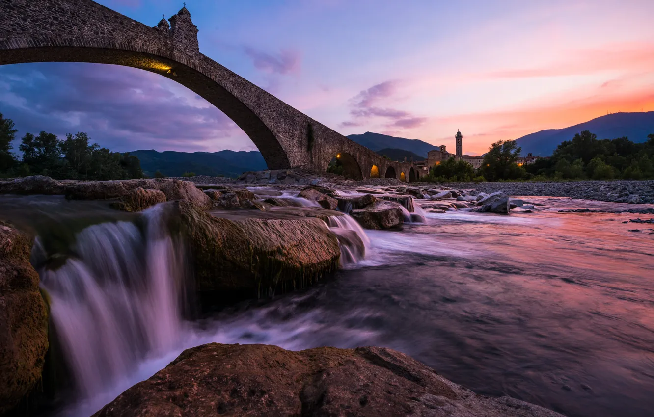 Photo wallpaper bridge, river, stones, Italy, Bobbio, the river Trebbia, The Bridge Gobbo, Trebbia River