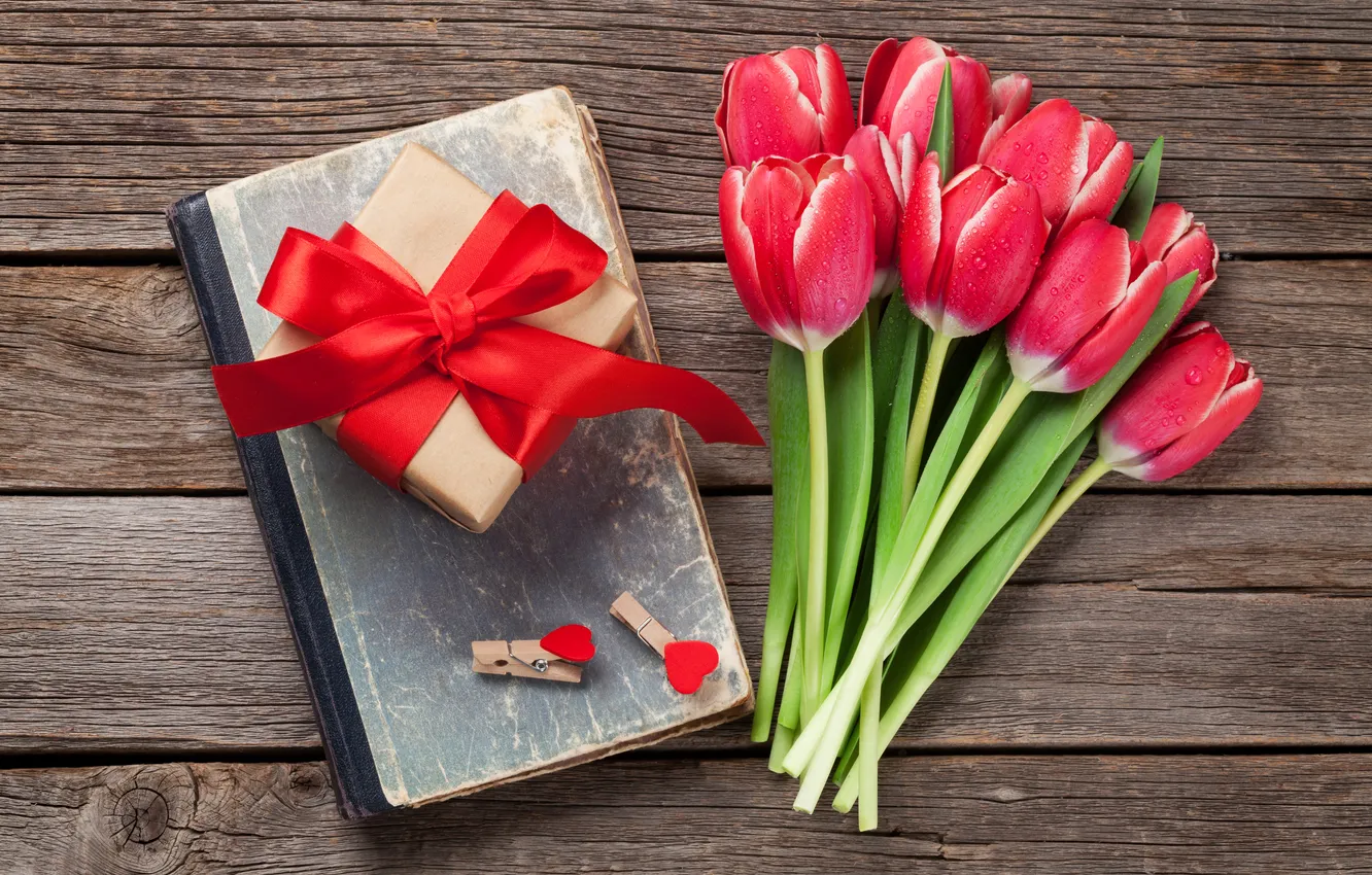Photo wallpaper flowers, red, gift, bouquet, tulips, red, love, wood