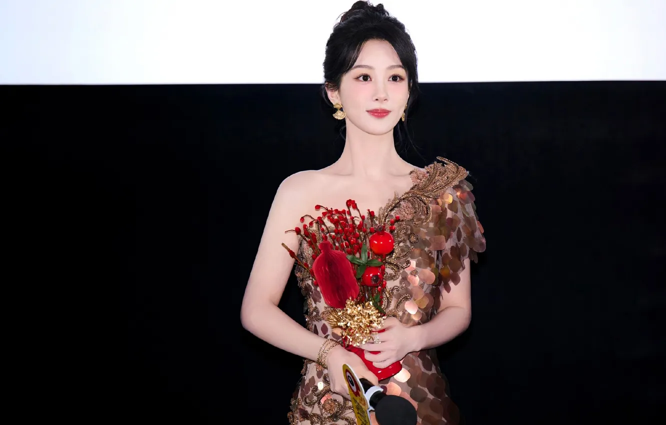 Photo wallpaper flowers, scene, dress, actress, brunette, award, China, microphone