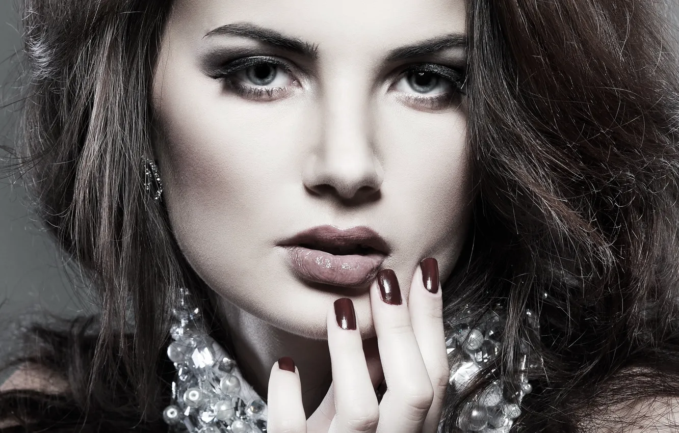Photo wallpaper look, girl, decoration, face, earrings, hands, lips, manicure
