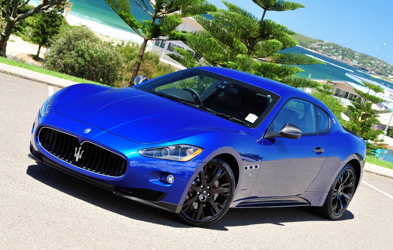 Photo wallpaper the sky, blue, Maserati, sports car, resort, GranTurismo, shift, Maserati