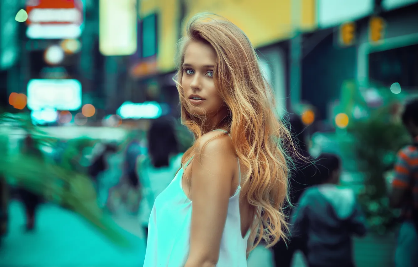 Photo wallpaper look, girl, street, hair, bokeh