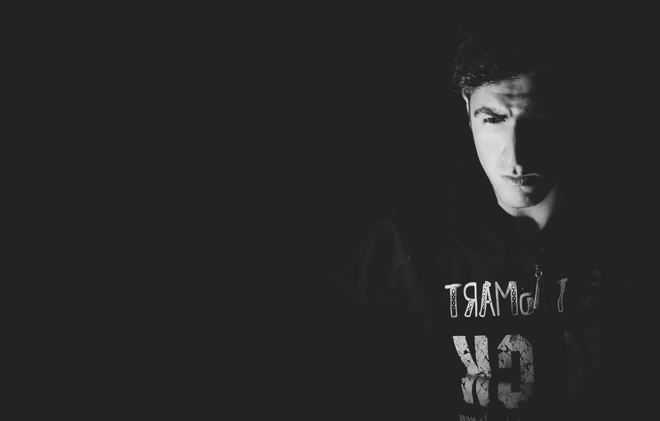 Photo wallpaper look, darkness, guy, face, darkness, dramatic, IsaaKaRs