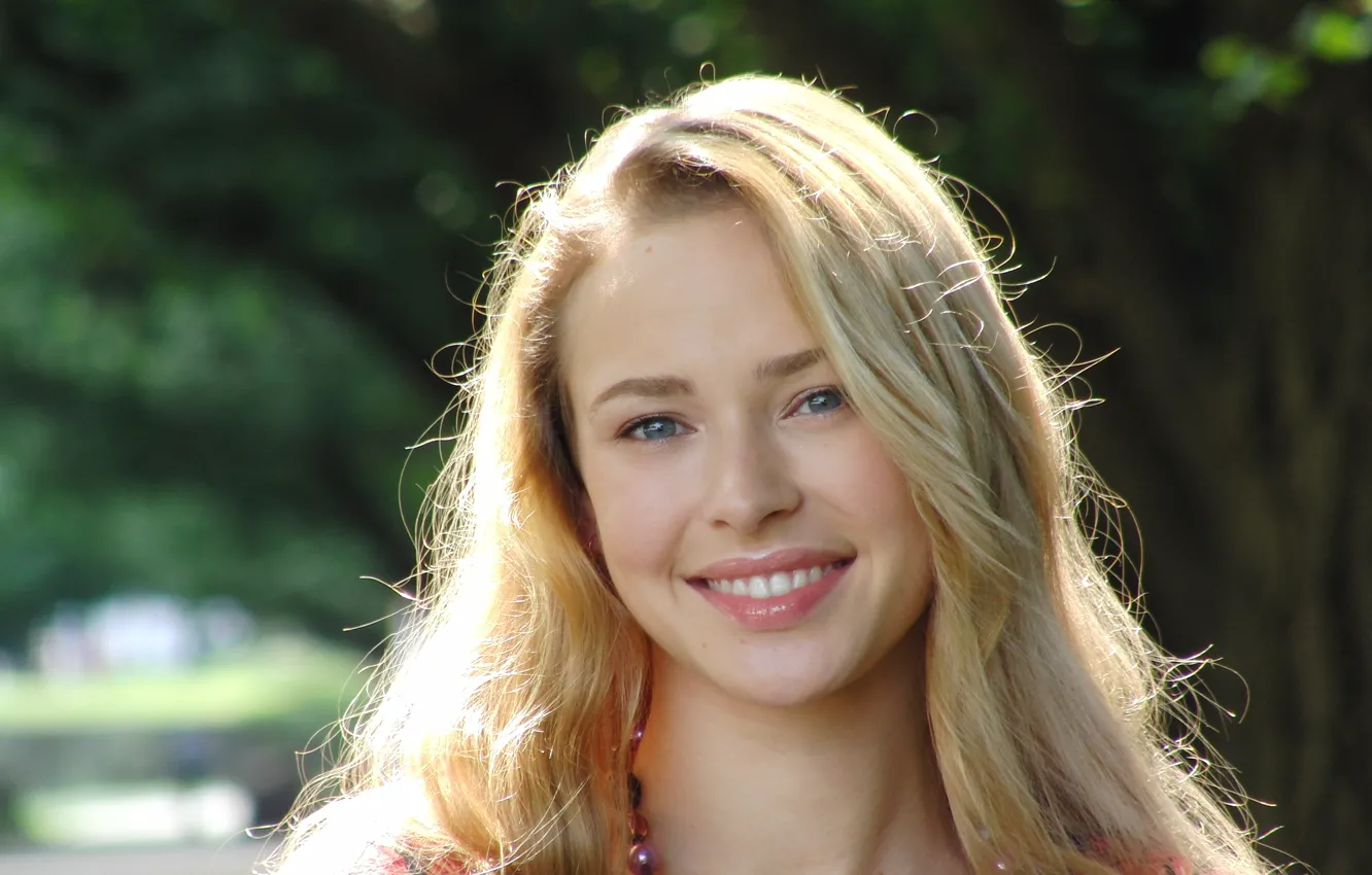 Photo wallpaper girl, smile, blonde