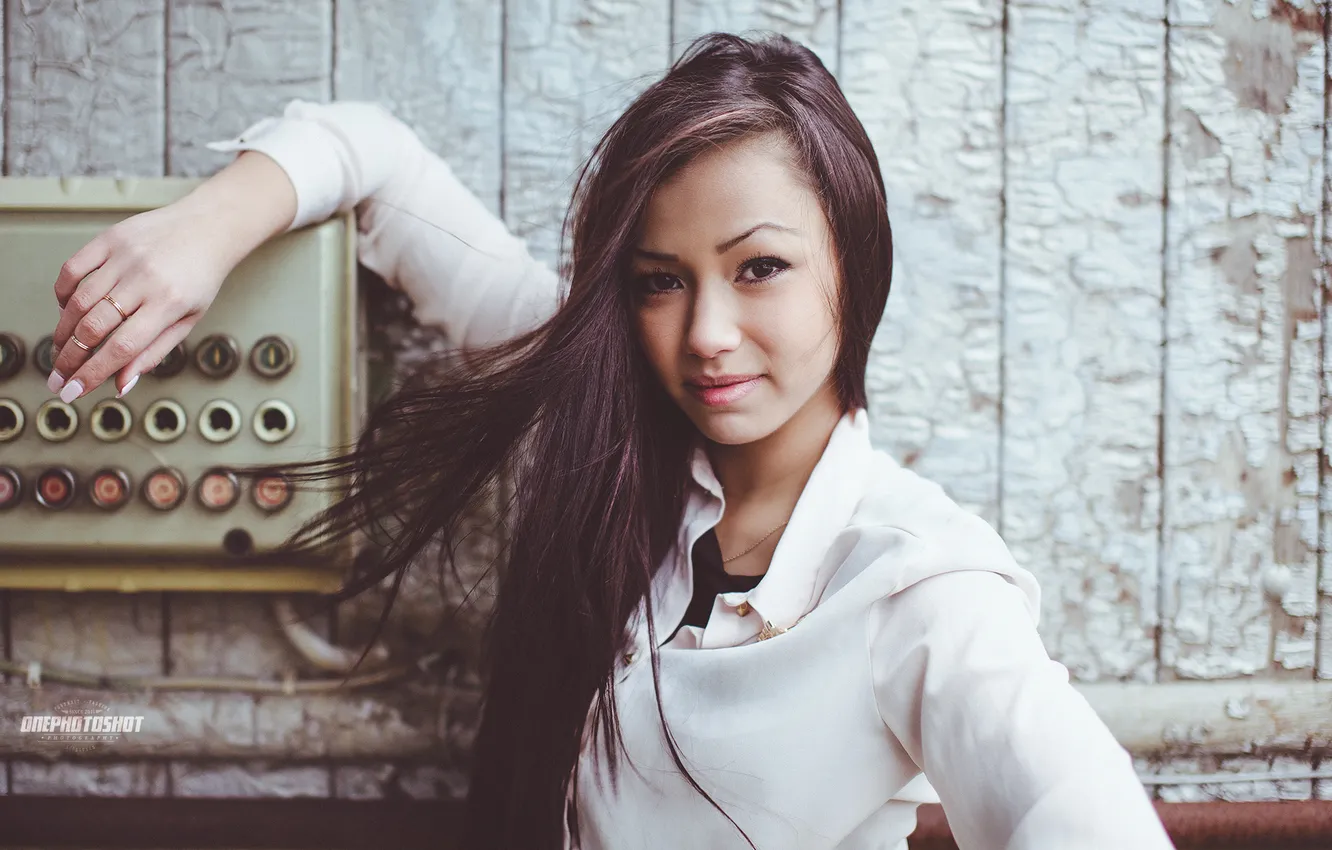 Photo wallpaper girl, ring, photographer, girl, photography, photographer, manicure, Florian Seelmann