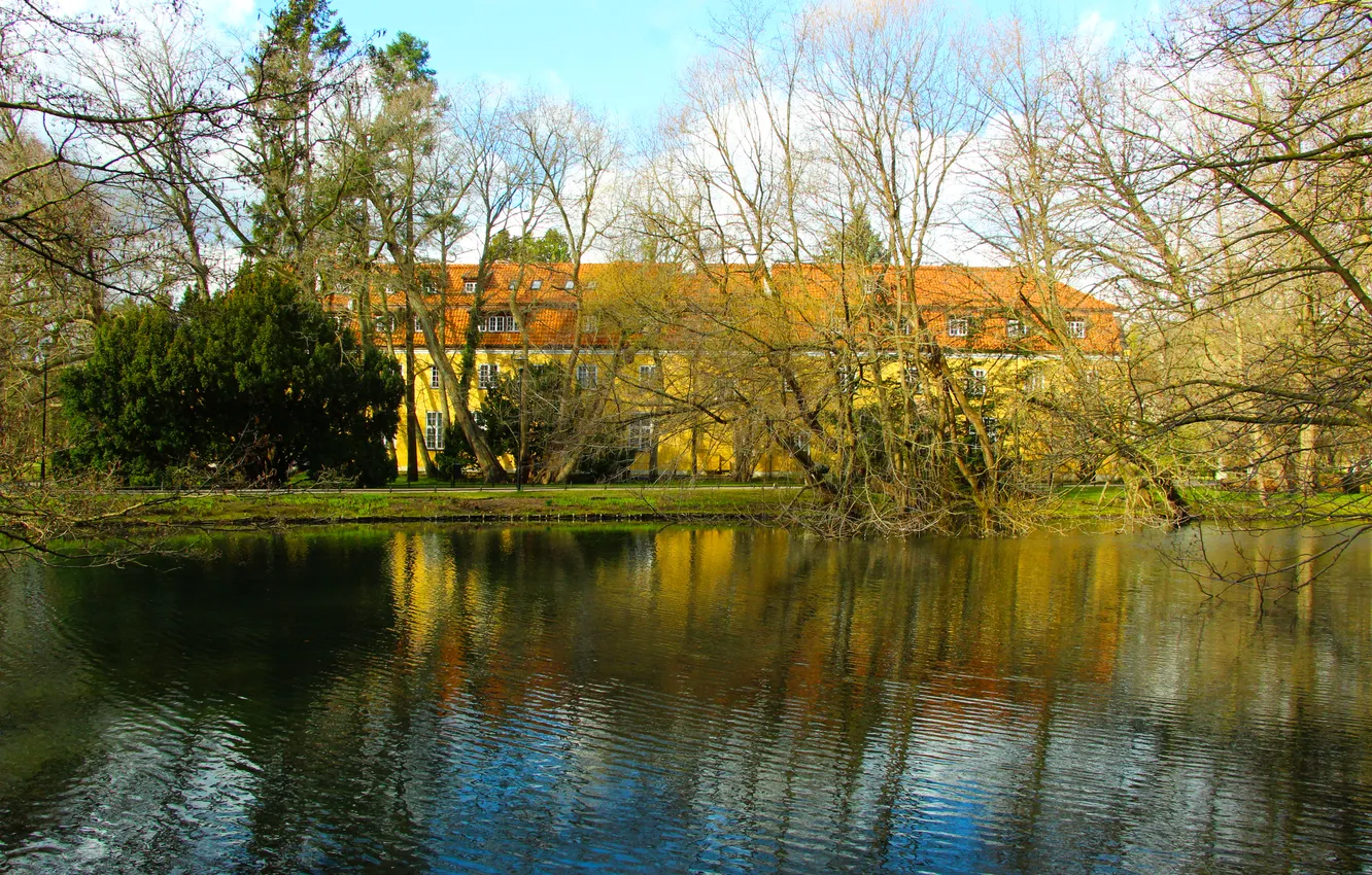 Photo wallpaper trees, water, park, lake, building, pond
