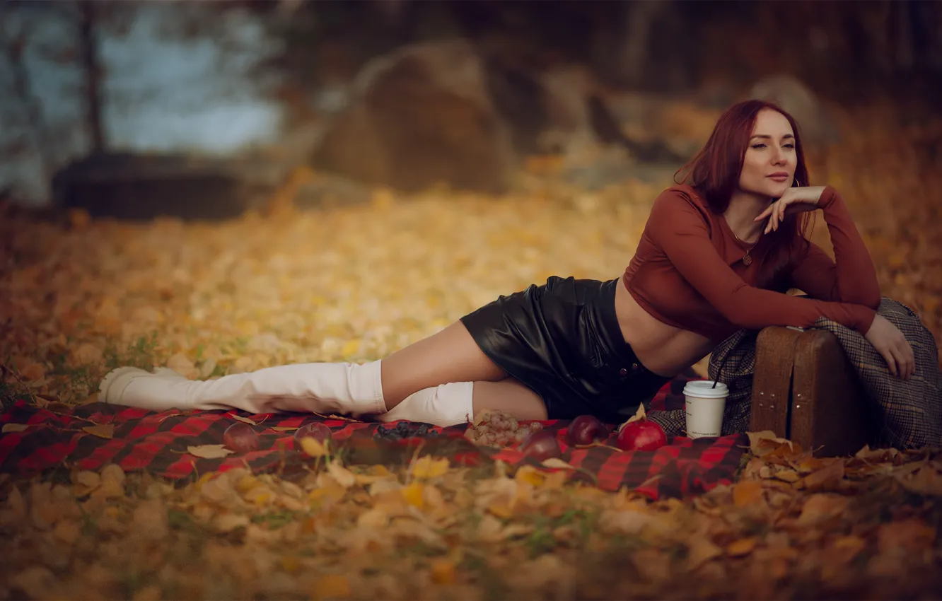 Photo wallpaper autumn, look, leaves, girl, skirt, Andrew Gnezdilov