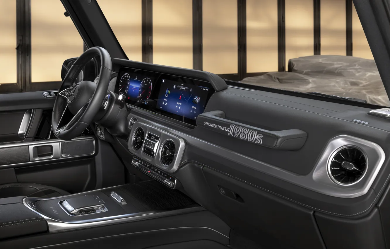 Photo wallpaper Mercedes-Benz, interior, SUV, display, torpedo, SUV, 2025, Stronger Than the 1980s