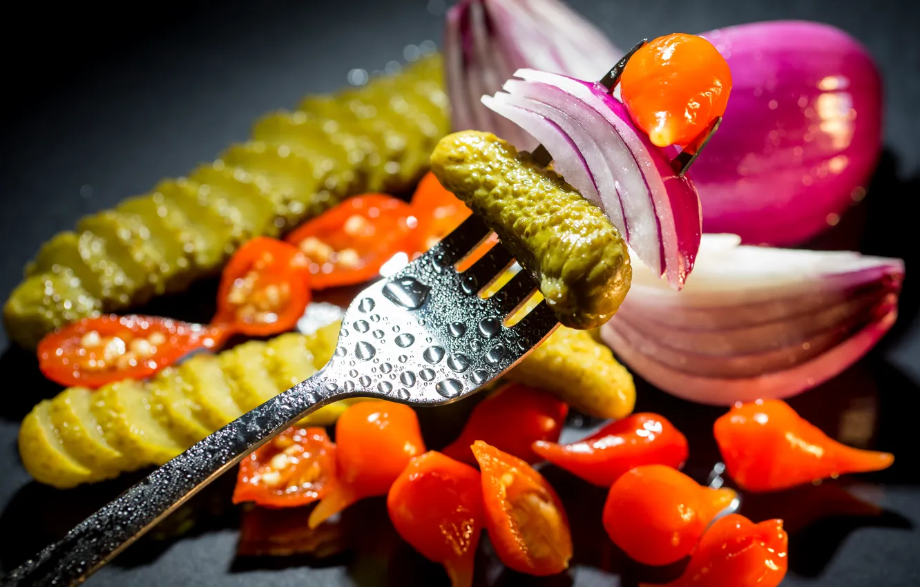 Photo wallpaper bow, plug, vegetables, tomatoes, vegetables, cucumber, tomato, pickles