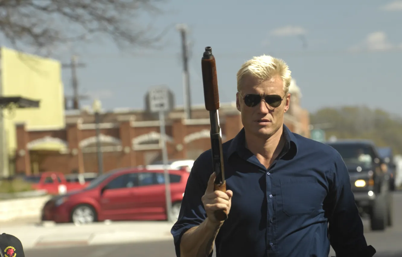 Photo wallpaper machine, the city, pose, weapons, glasses, male, car, shotgun