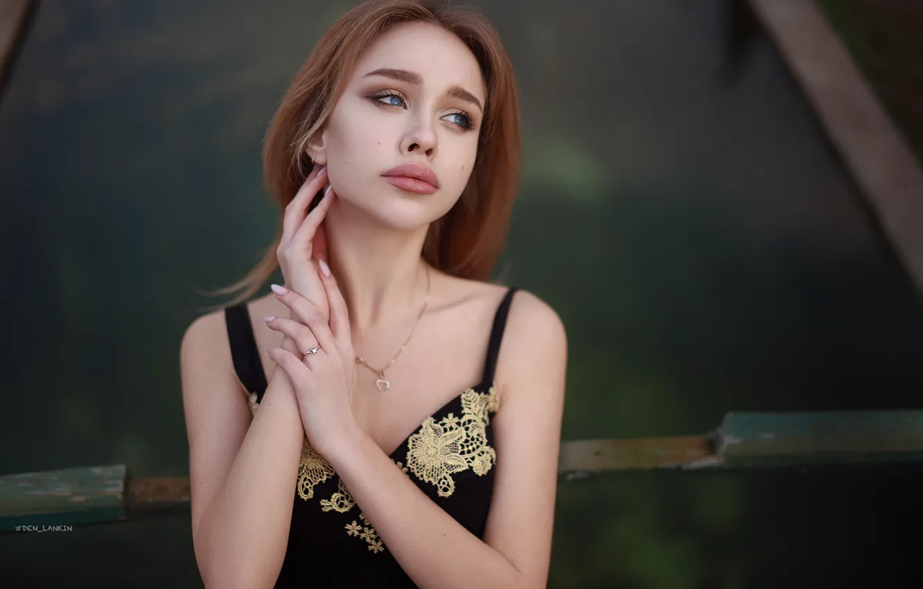 Photo wallpaper girl, face, pose, portrait, hands, Denis Lankin