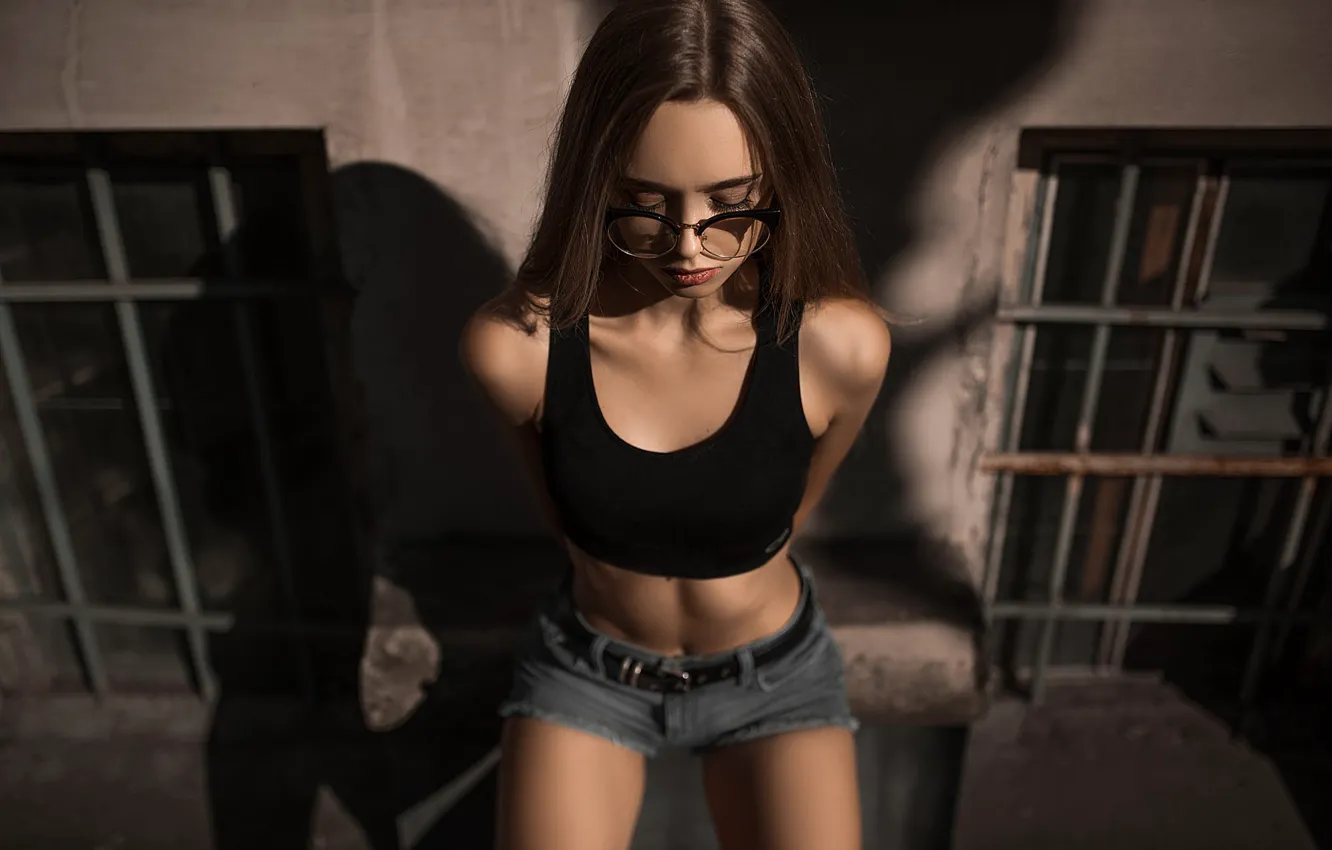 Photo wallpaper girl, shorts, model, brunette, glasses