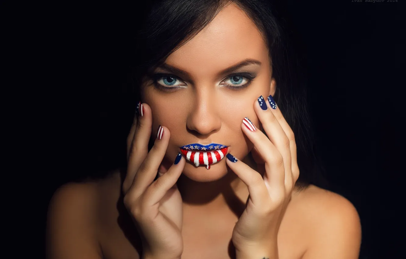 Photo wallpaper look, girl, hands, makeup, USA, photographer, manicure, face