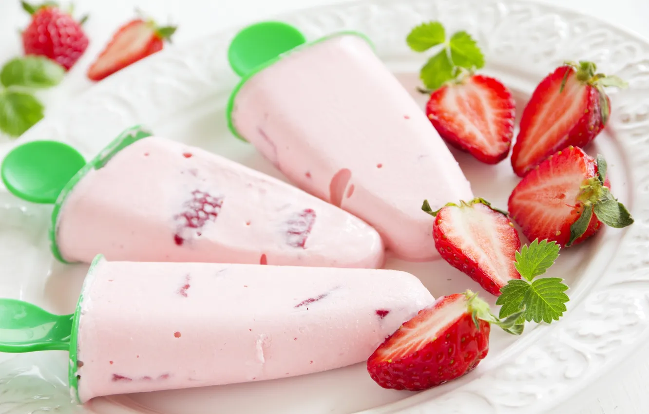 Photo wallpaper strawberry, plate, sweets, mint, dessert, strawberry ice cream