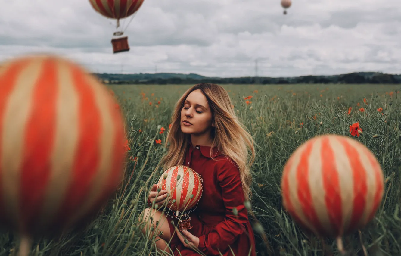 Photo wallpaper field, girl, balloons, mood, closed eyes, Bird Man, Georgia Rose Hardy, The daydreamer