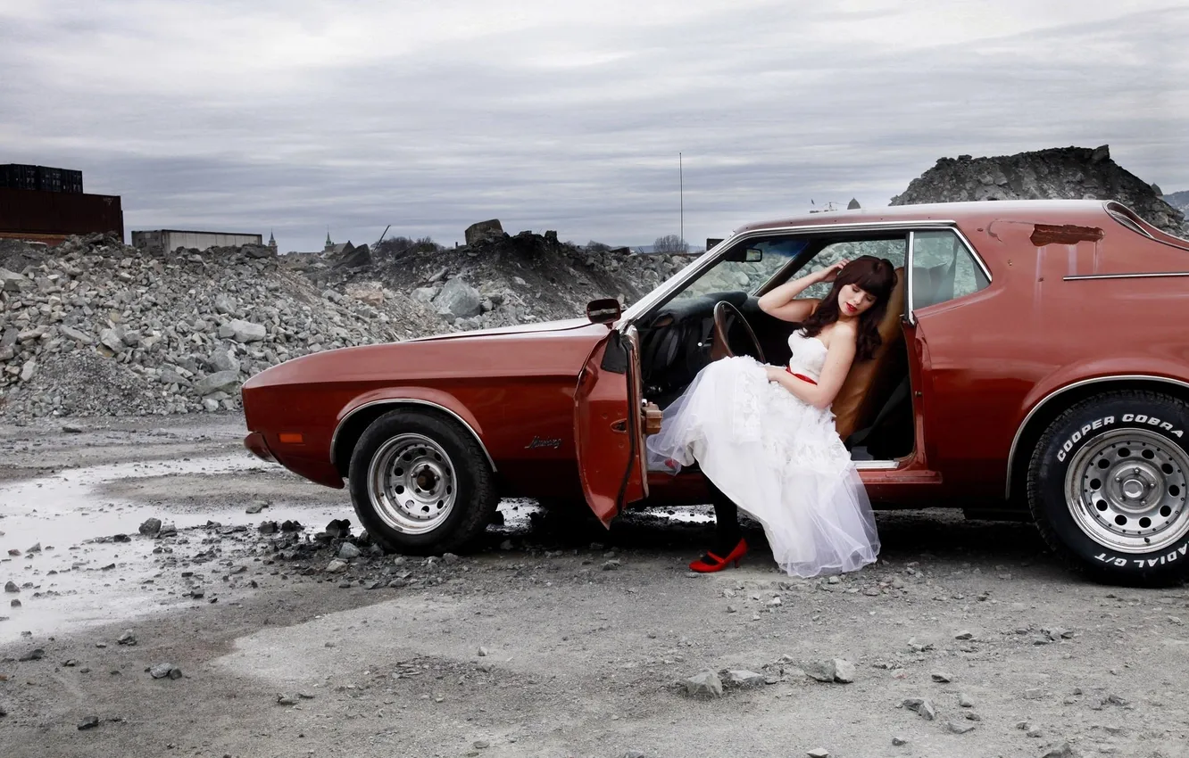 Photo wallpaper cars, Marit Larsen, (Marit Larsen) in the car, and white dress