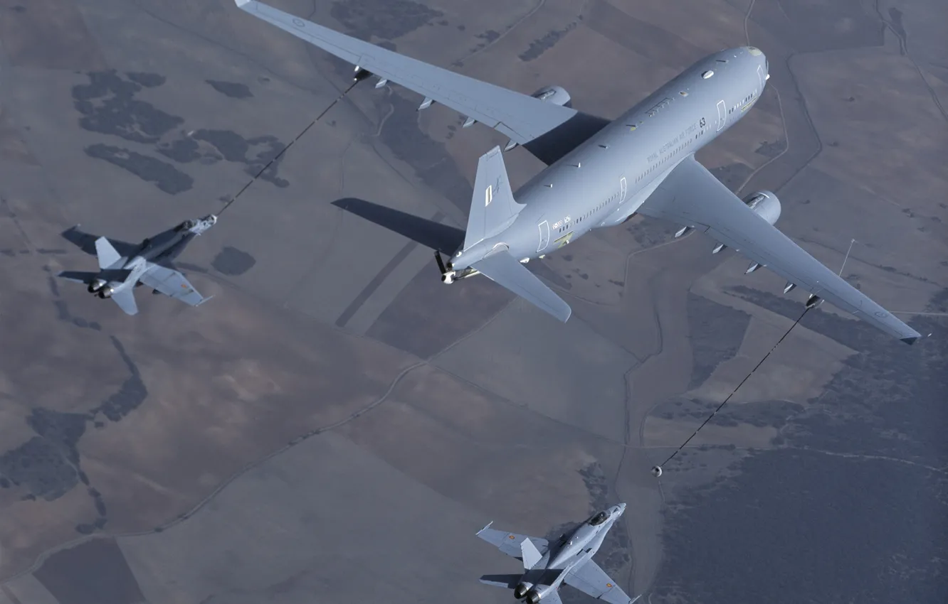 Photo wallpaper height, the area, refueling, Royal Australian air force, the F-18, Airbus A330-MRTT