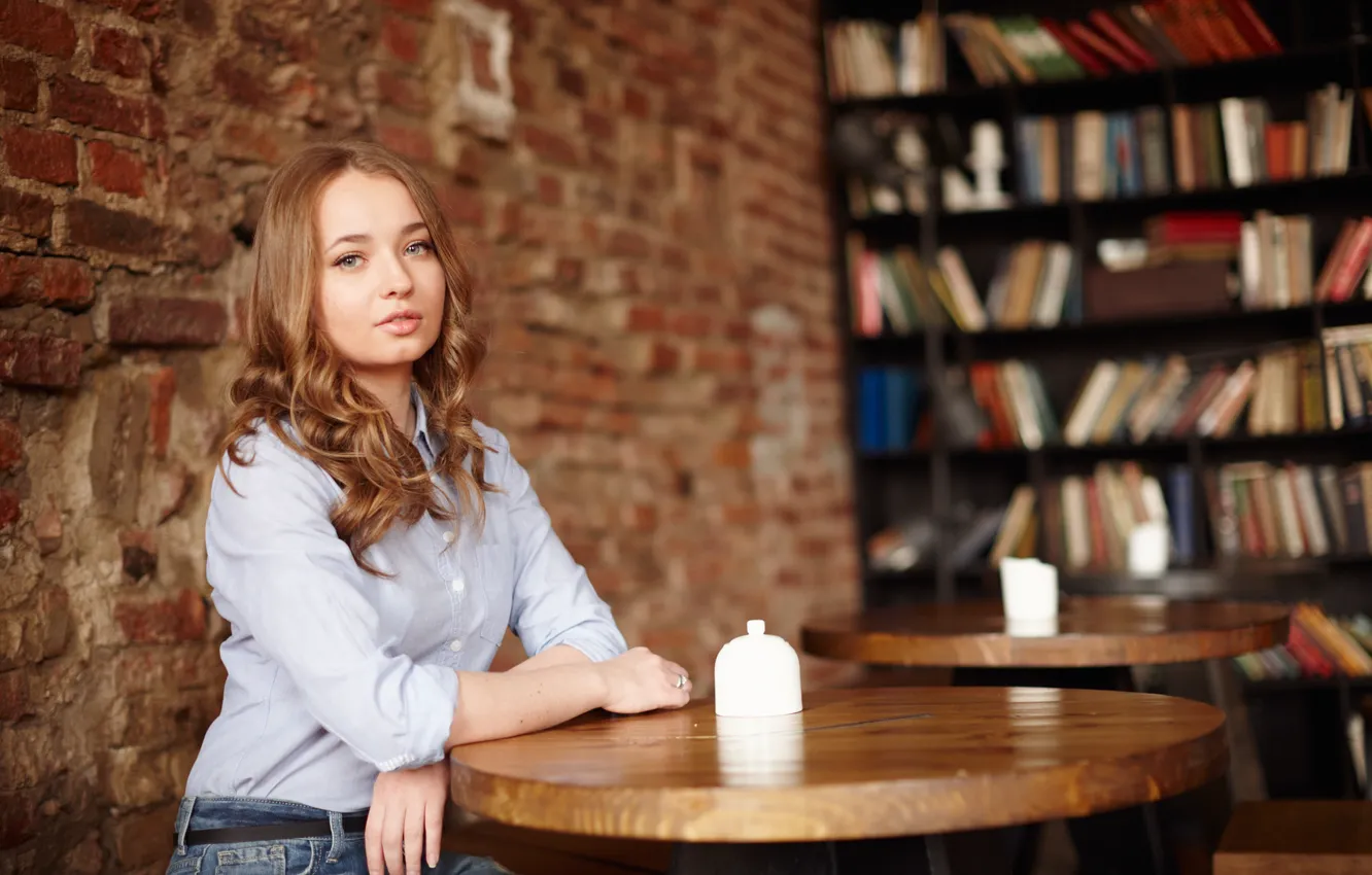 Photo wallpaper Liza, cutie, face, table, look