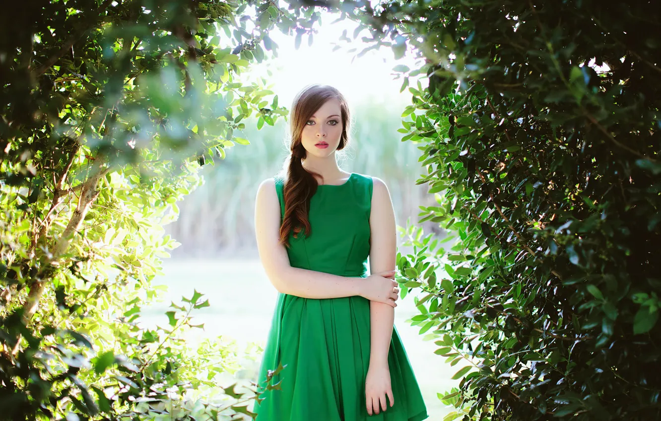 Photo wallpaper green, portrait, dress