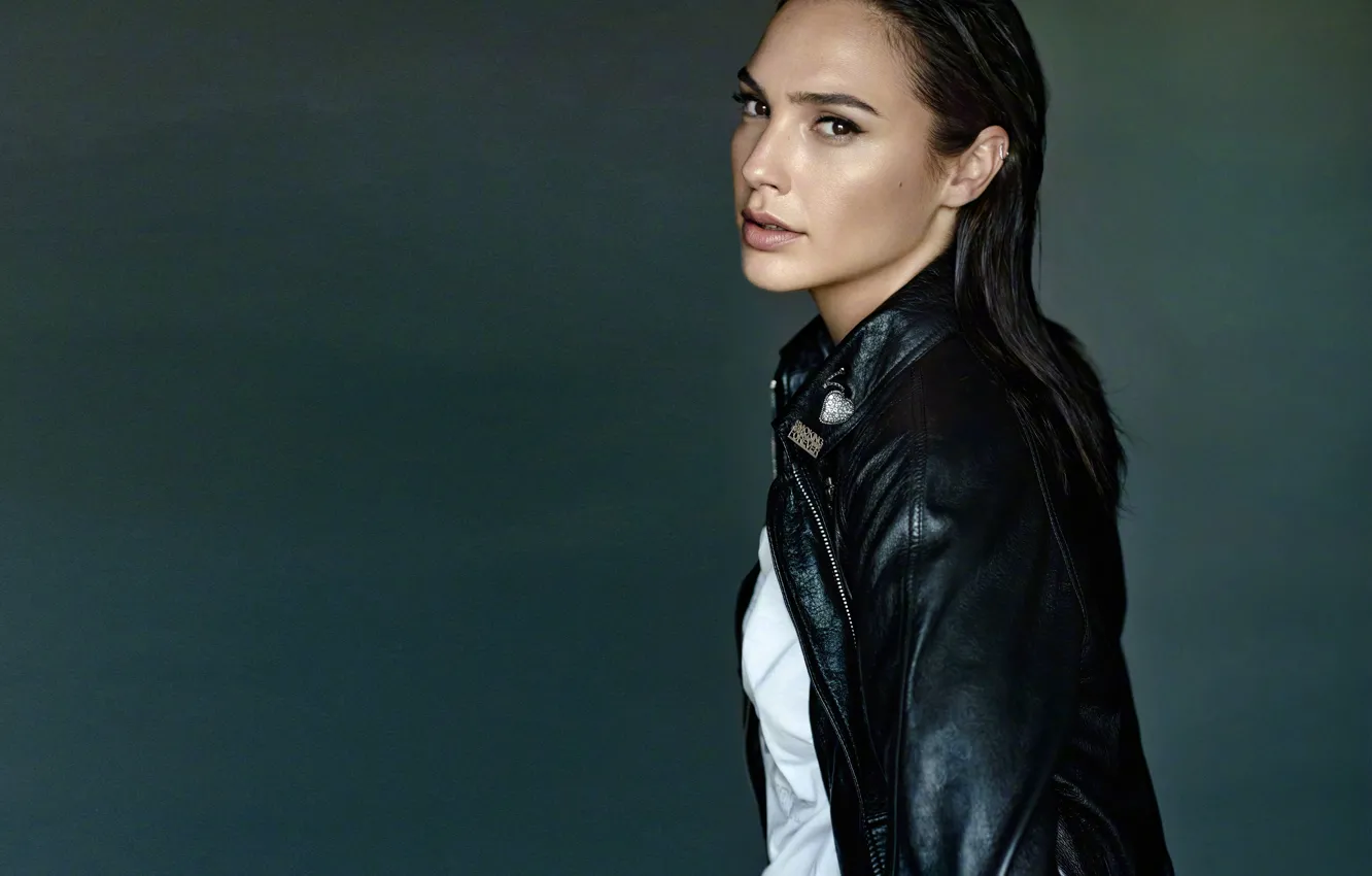 Photo wallpaper girl, model, look, actress, Gal Gadot, leather jacket