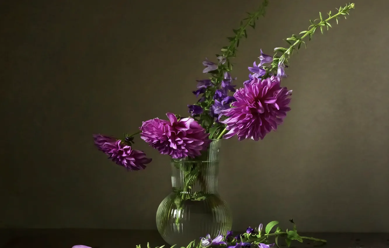 Photo wallpaper flowers, table, wall, bouquet, pink, still life, bells, lilac