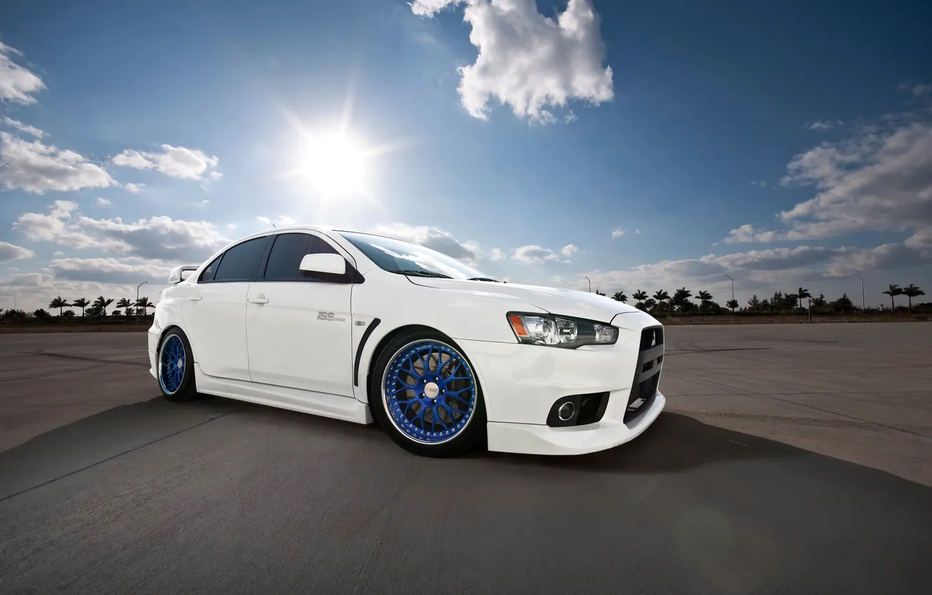Photo wallpaper white, the sky, the sun, rays, Mitsubishi, Lancer, EVOX