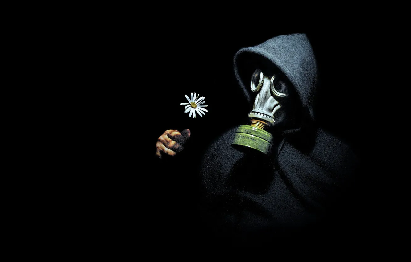 Photo wallpaper people, Daisy, gas mask