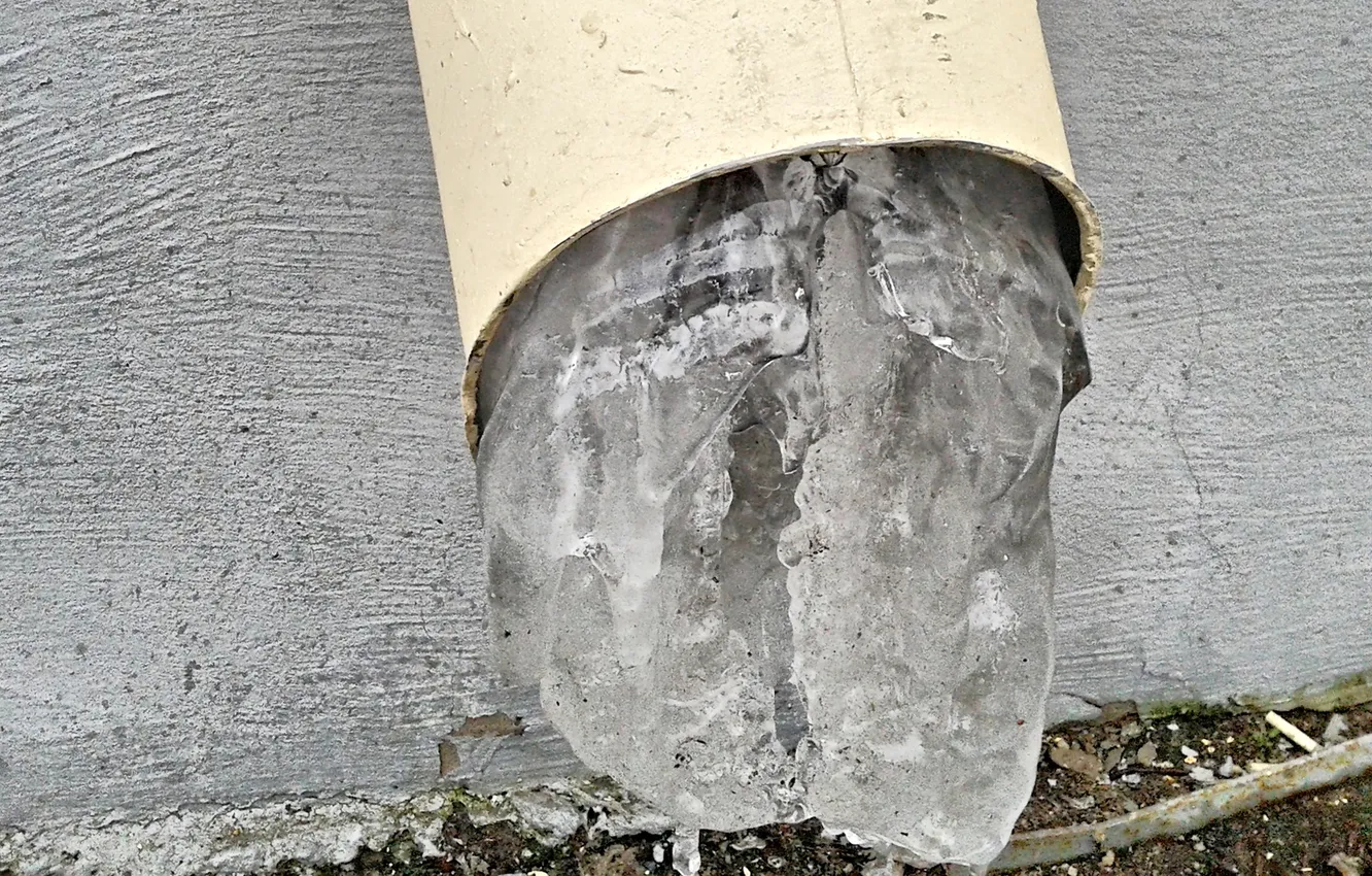Photo wallpaper the city, ice, winter2025, ice in the pipes