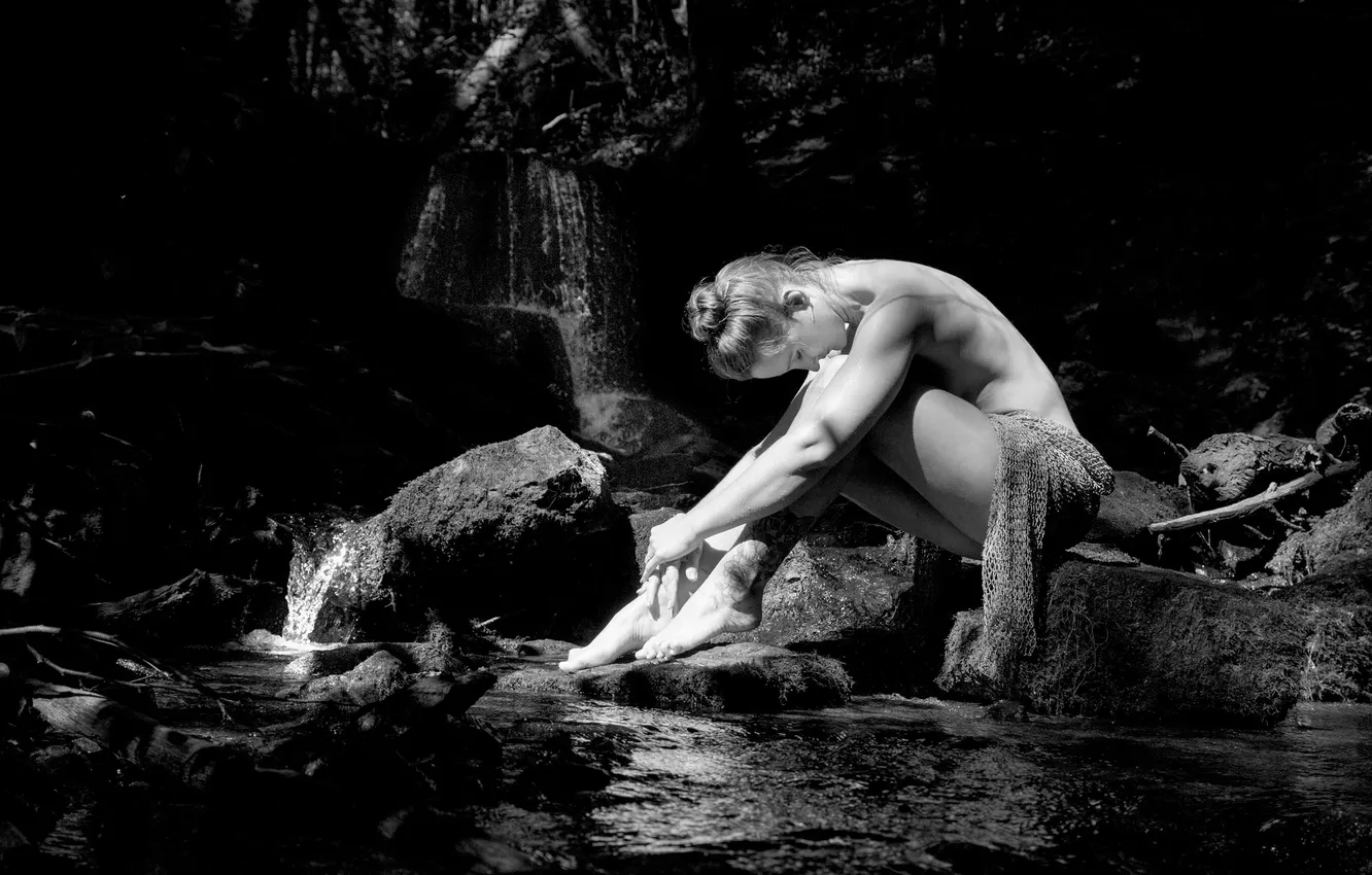 Photo wallpaper stones, model, black and white, mountain river, Alexander