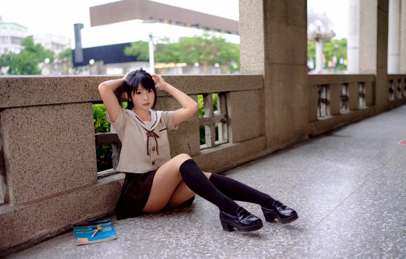 Photo wallpaper look, brunette, legs, Asian