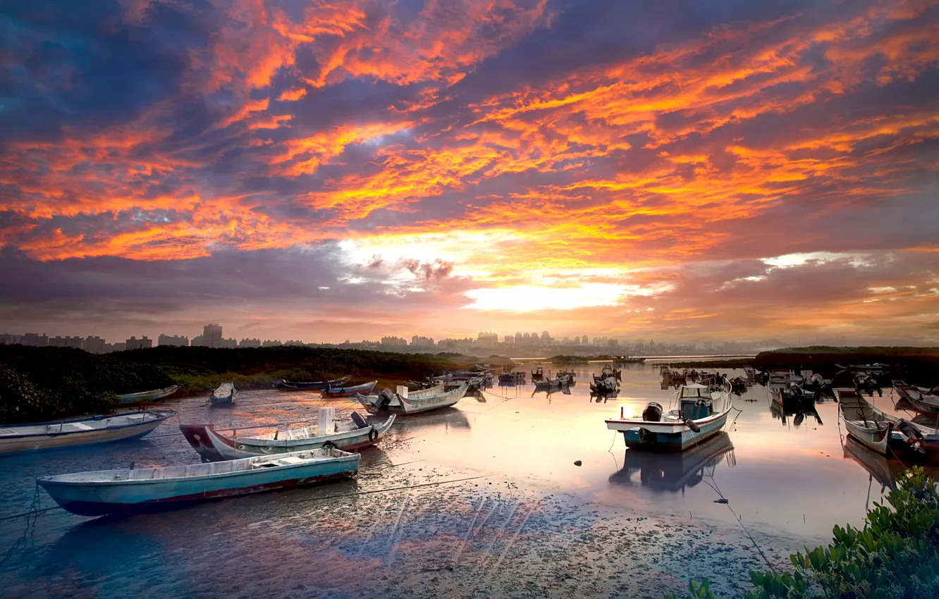 Photo wallpaper bright colors, clouds, the city, lake, boat