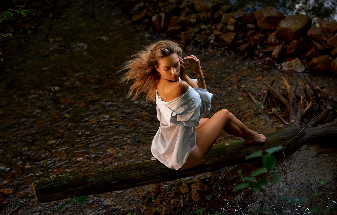 Photo wallpaper girl, pose, river, hair, log, legs, Evelyn, Vadim Kuzmichev