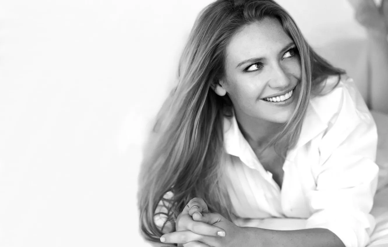 Photo wallpaper smile, b/W, actress, blonde, black and white, Anna Torv, actress