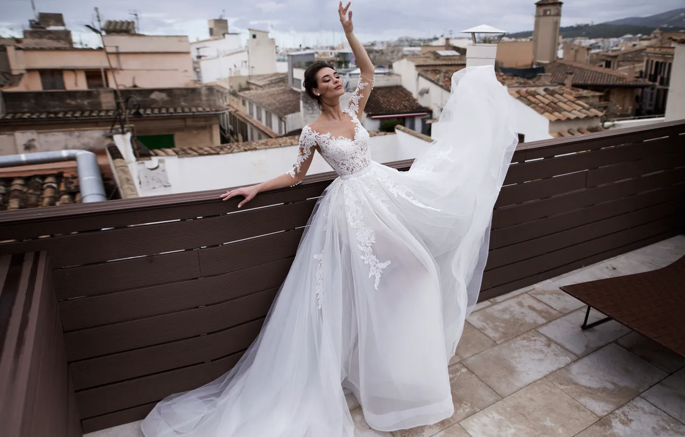 Photo wallpaper roof, the city, model, dress, the bride