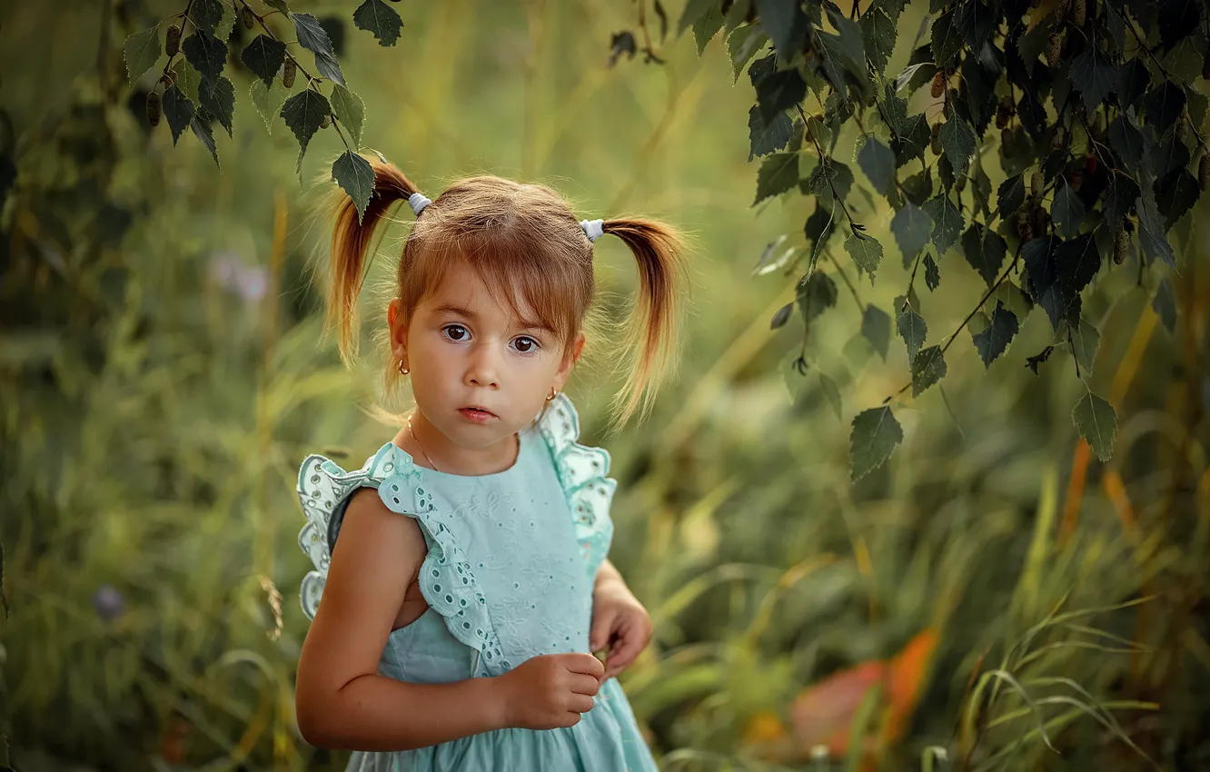 Photo wallpaper summer, grass, look, leaves, branches, nature, surprise, dress