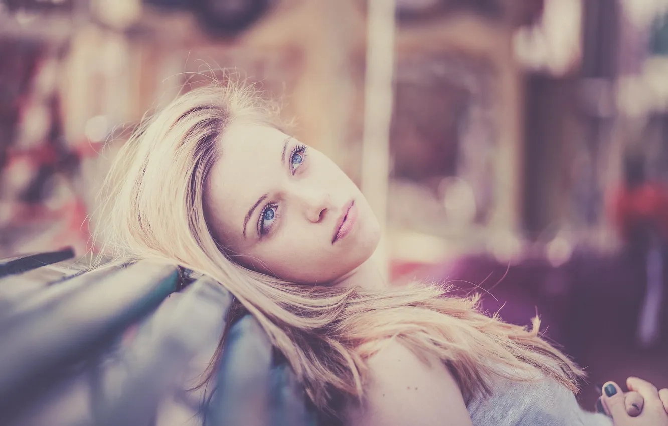 Photo wallpaper portrait, girl, blue-eyed