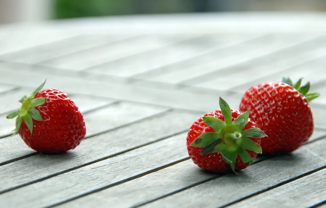 Photo wallpaper macro, berries, strawberry