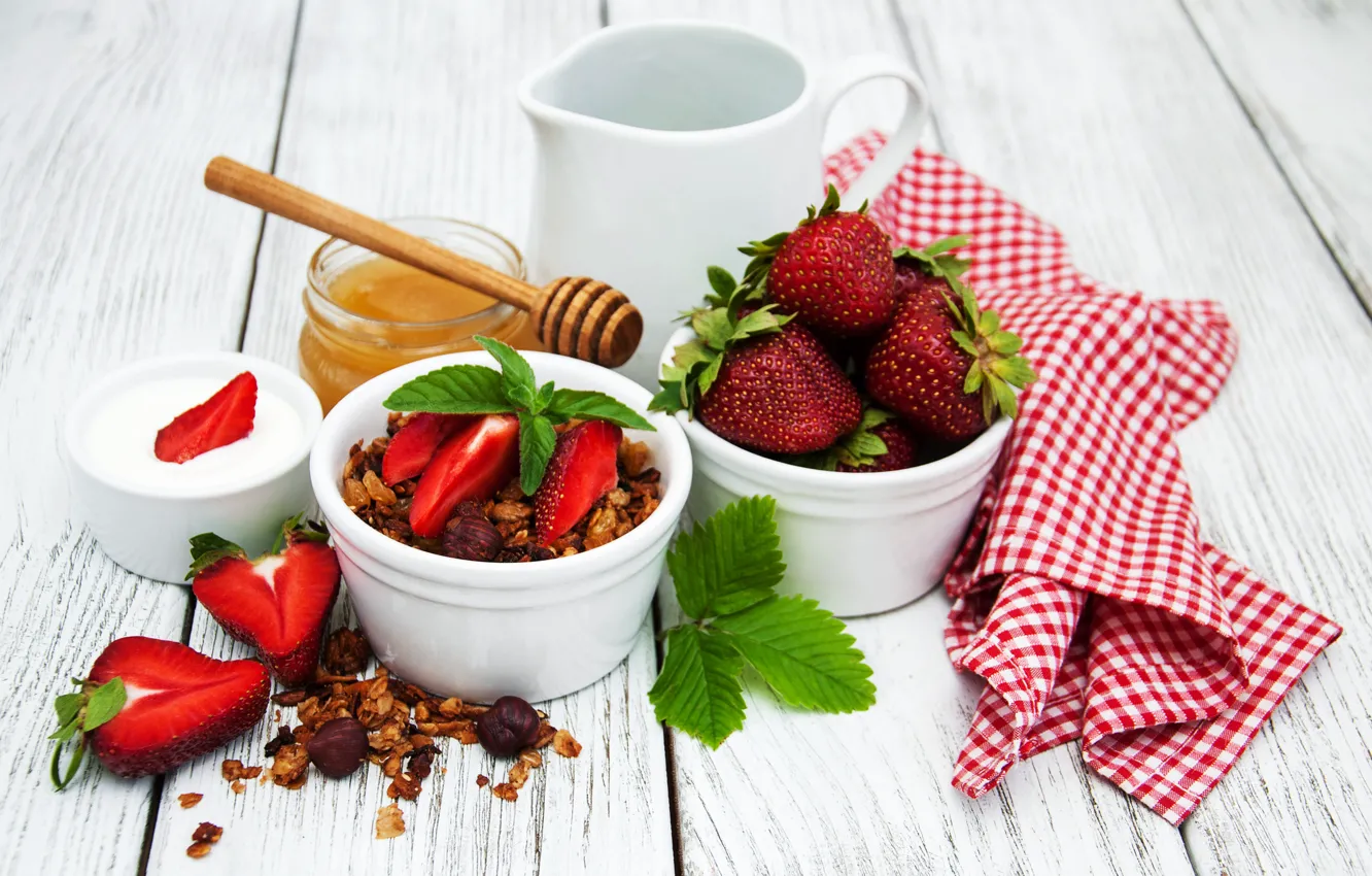 Photo wallpaper berries, Breakfast, honey, yogurt, oatmeal, granola, Olena Rudo