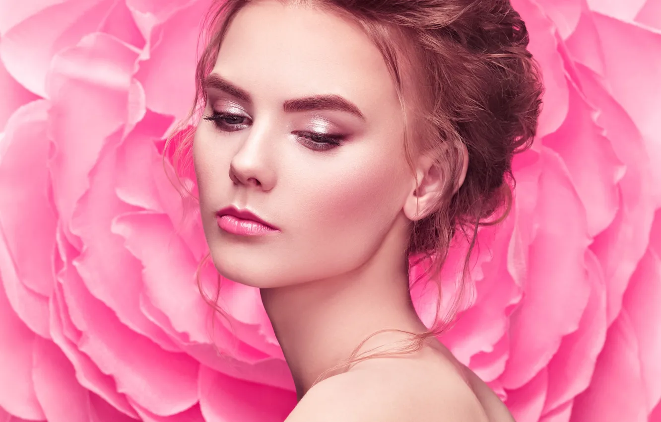 Photo wallpaper look, background, model, portrait, makeup, hairstyle, brown hair, beauty