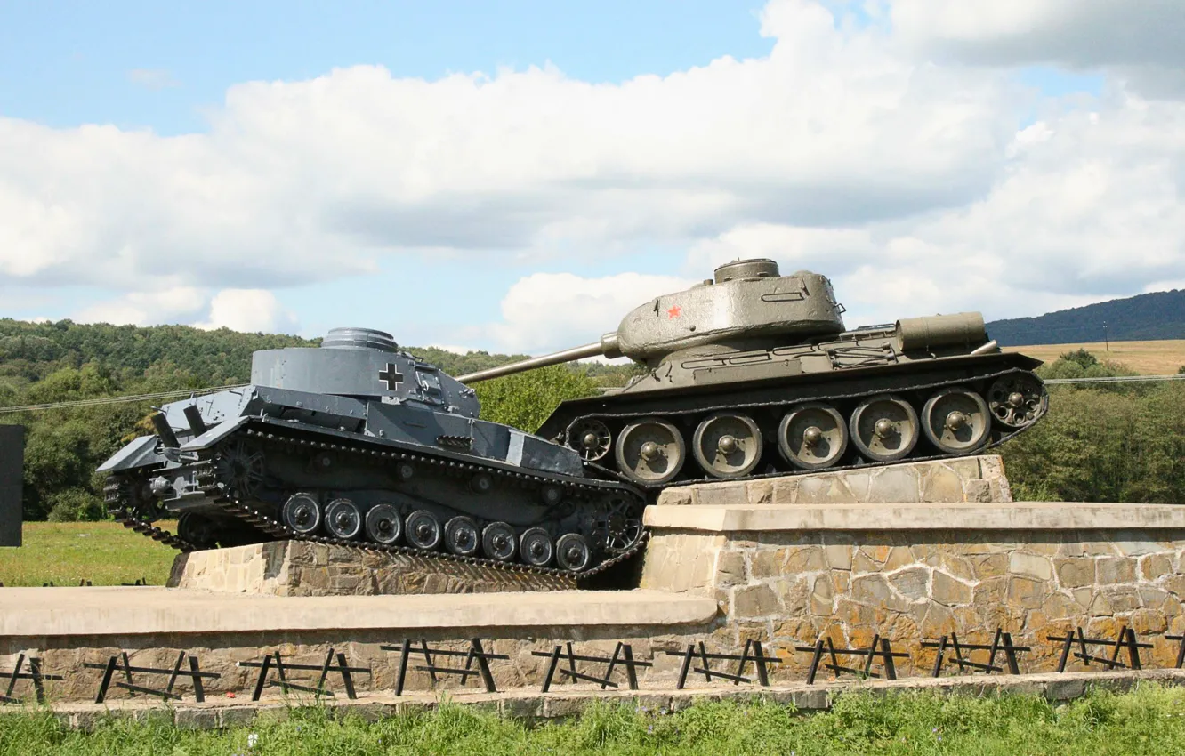 Photo wallpaper monument, tank, t-34
