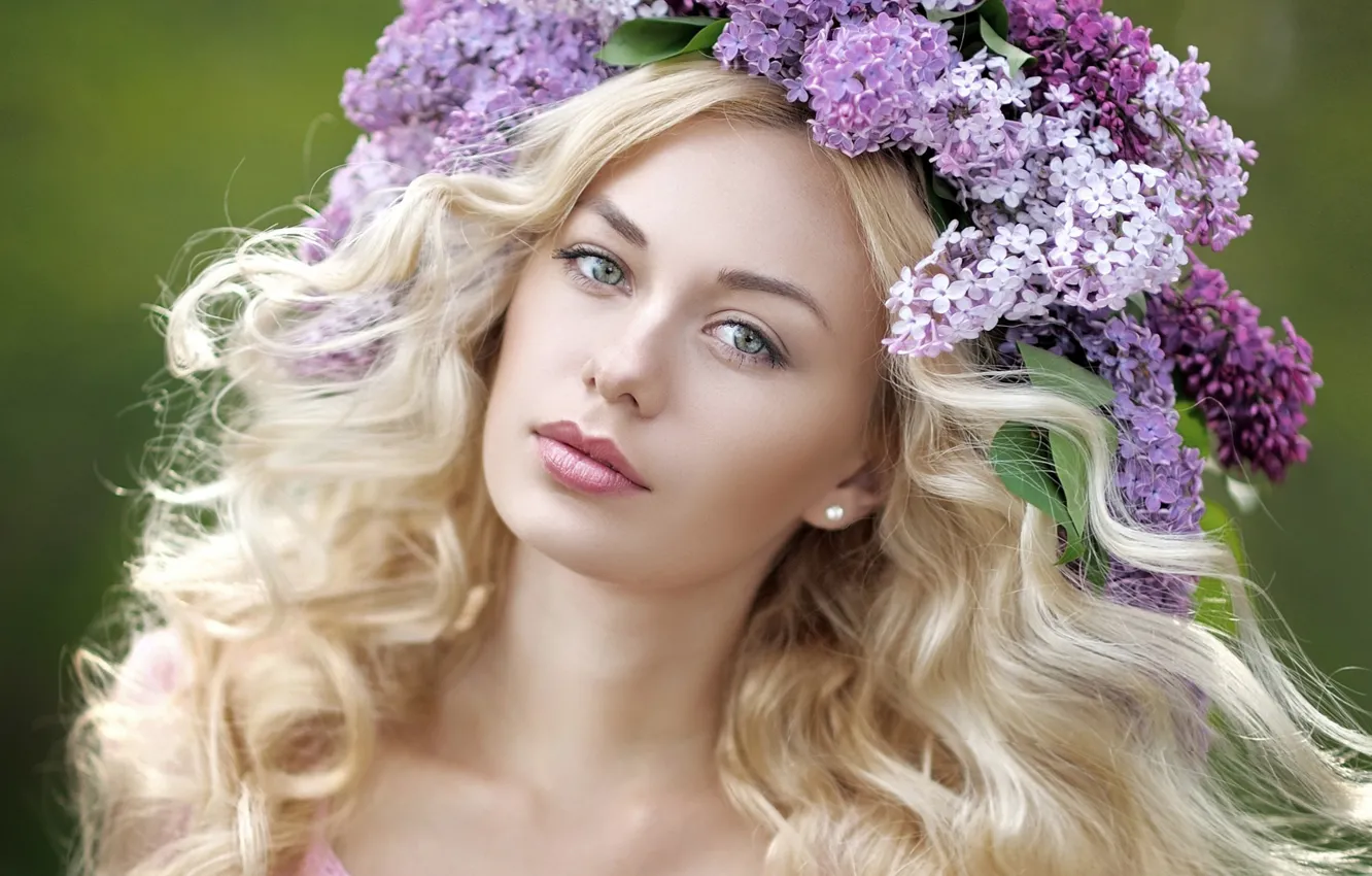 Photo wallpaper girl, face, blonde, wreath, lilac