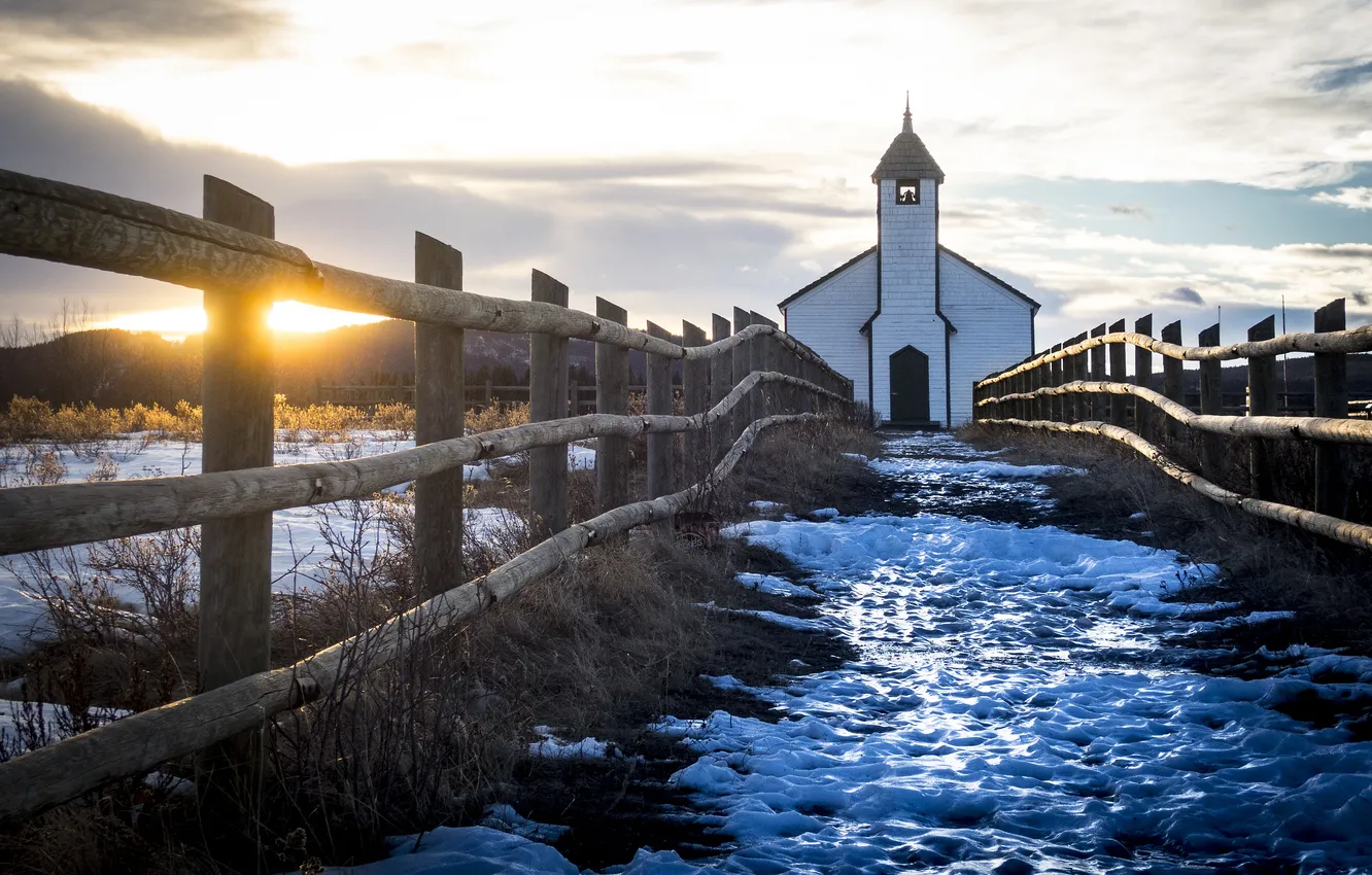 Photo wallpaper the fence, temple, McDougall United Church