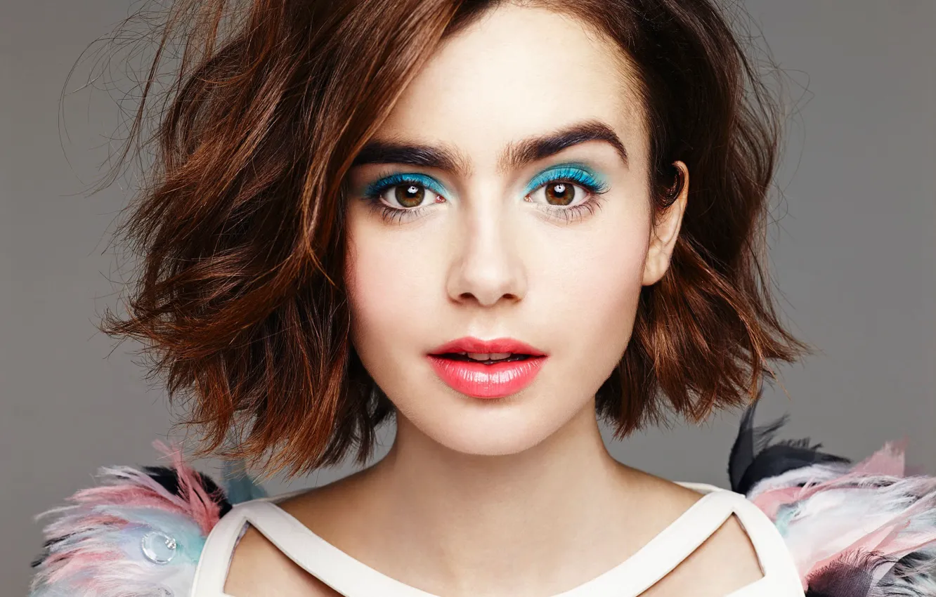 Photo wallpaper style, background, model, portrait, feathers, makeup, actress, hairstyle