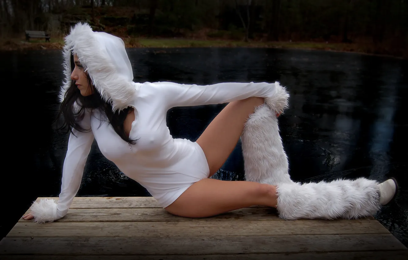 Photo wallpaper lake, in white, side