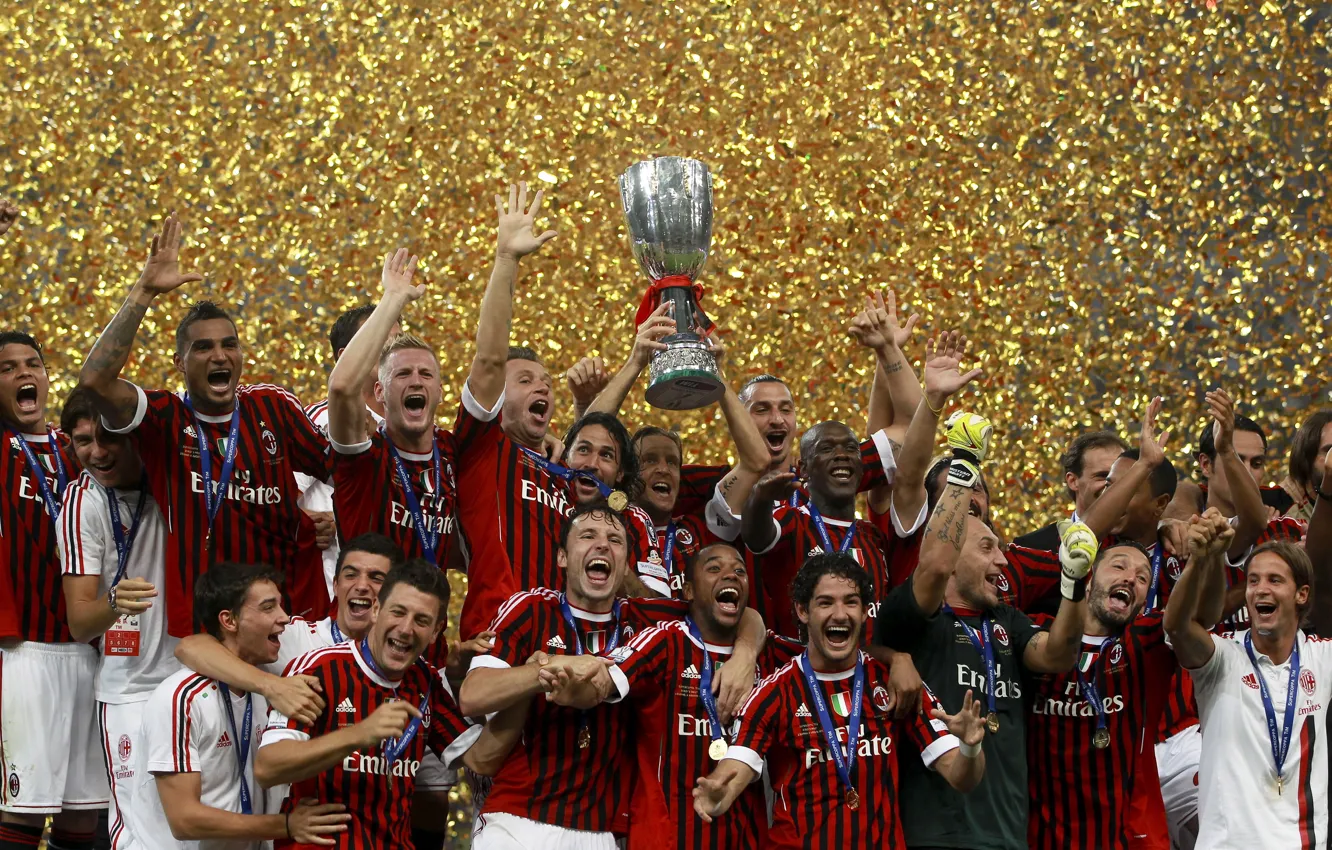 Photo wallpaper Milan, pato, gattuso, seedorf, shield, milan ac, cup italy 2012, scudetto