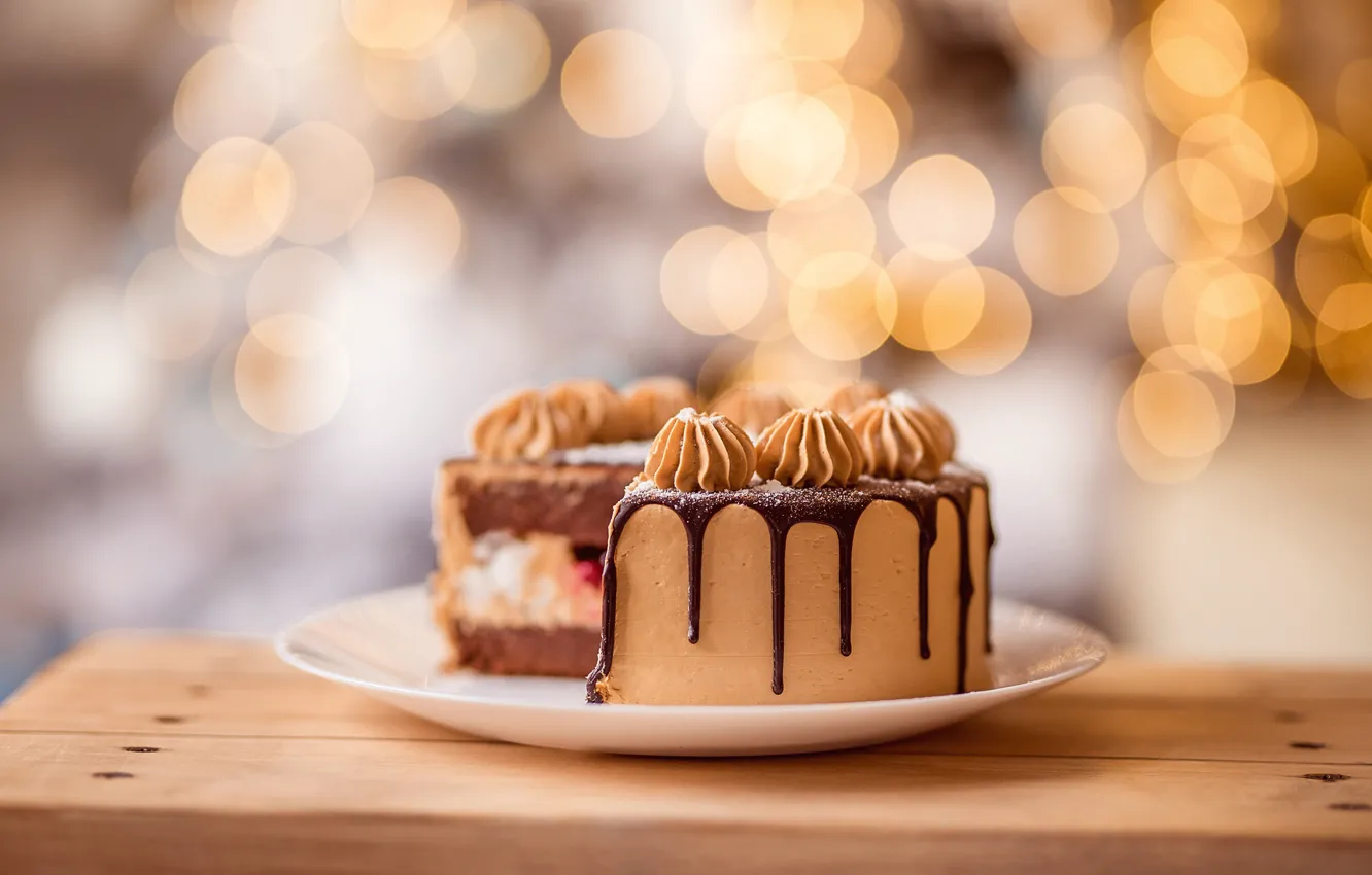 Photo wallpaper cake, dish, chocolate glaze, blur bokeh