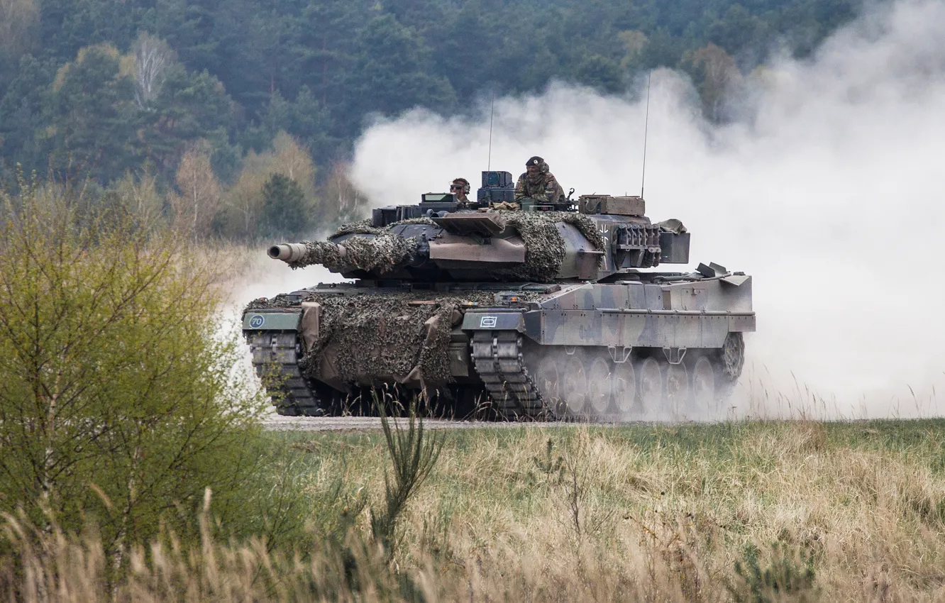 Photo wallpaper dust, tank, combat, Leopard 2A6M