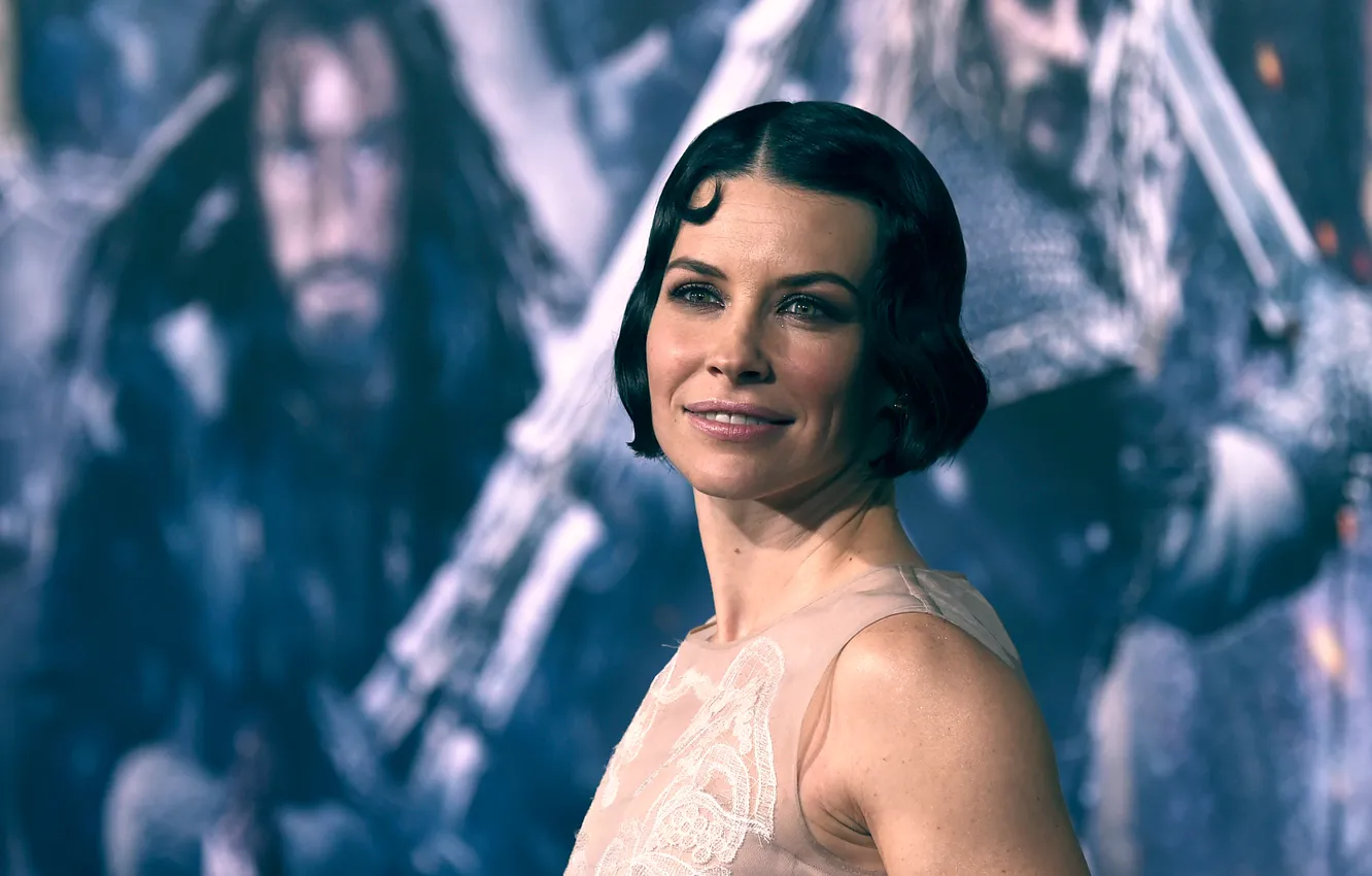 Photo wallpaper Evangeline Lilly, Evangeline Lilly, Premiere Of New Line Cinema, The Hobbit:The Battle Of The Five …