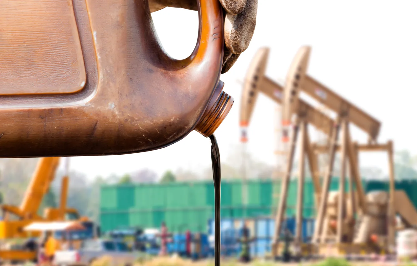 Photo wallpaper liquid, black gold, barrel of oil