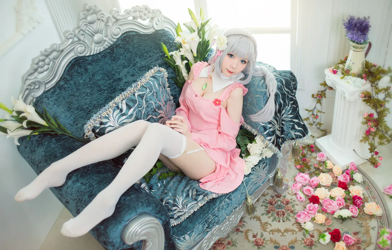 Photo wallpaper chest, look, girl, light, flowers, face, sexy, pose